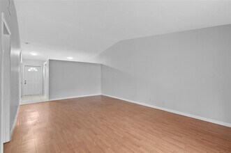 4325 NW 5th Ave in Pompano Beach, FL - Building Photo - Building Photo