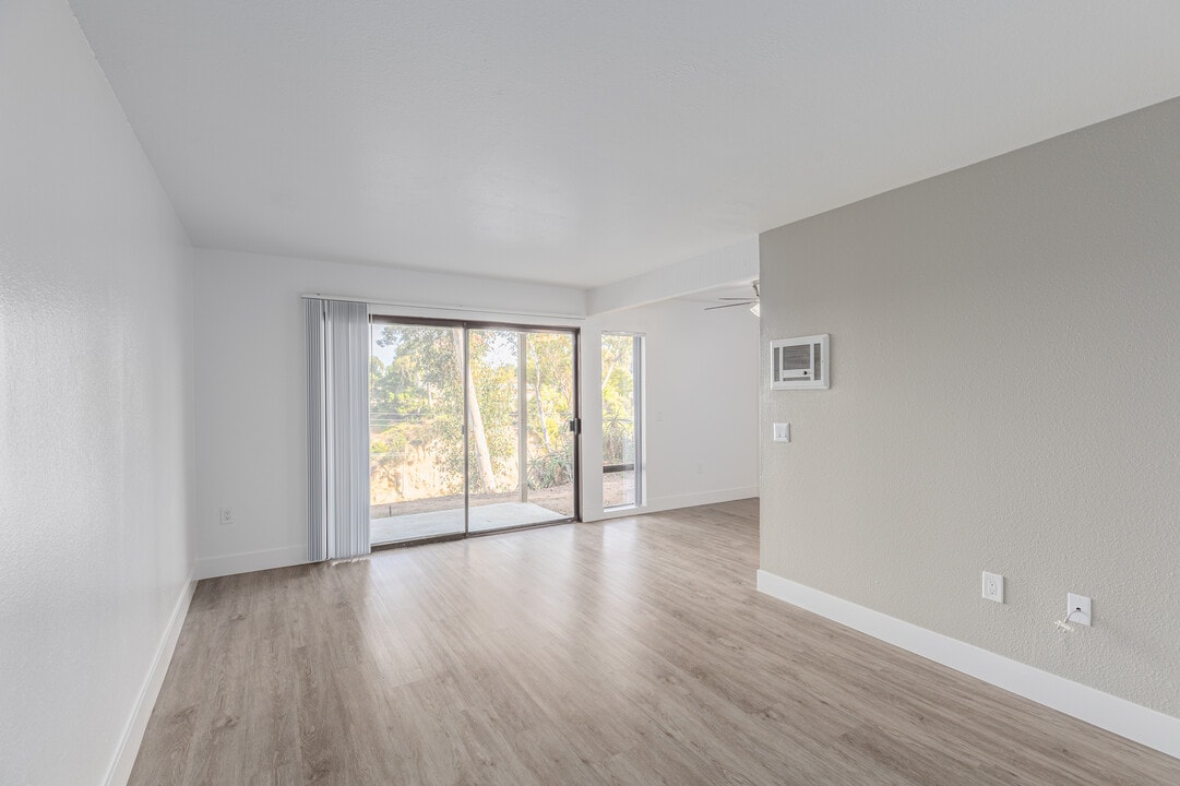 Canyon Park in San Diego, CA - Building Photo