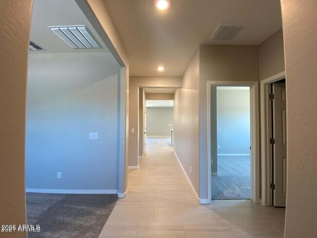 303 E Montego Dr in Casa Grande, AZ - Building Photo - Building Photo
