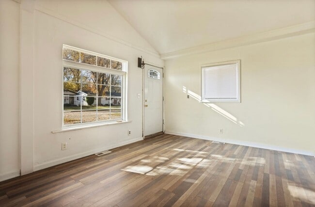 4149 Hiland St in Saginaw, MI - Building Photo - Building Photo