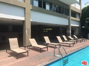 969 Hilgard Ave-Unit -1202 in Los Angeles, CA - Building Photo - Building Photo