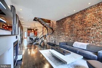 1301 Hull St in Baltimore, MD - Building Photo - Building Photo