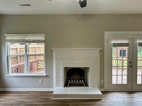 13809 Stephendale Dr in Charlotte, NC - Building Photo - Building Photo