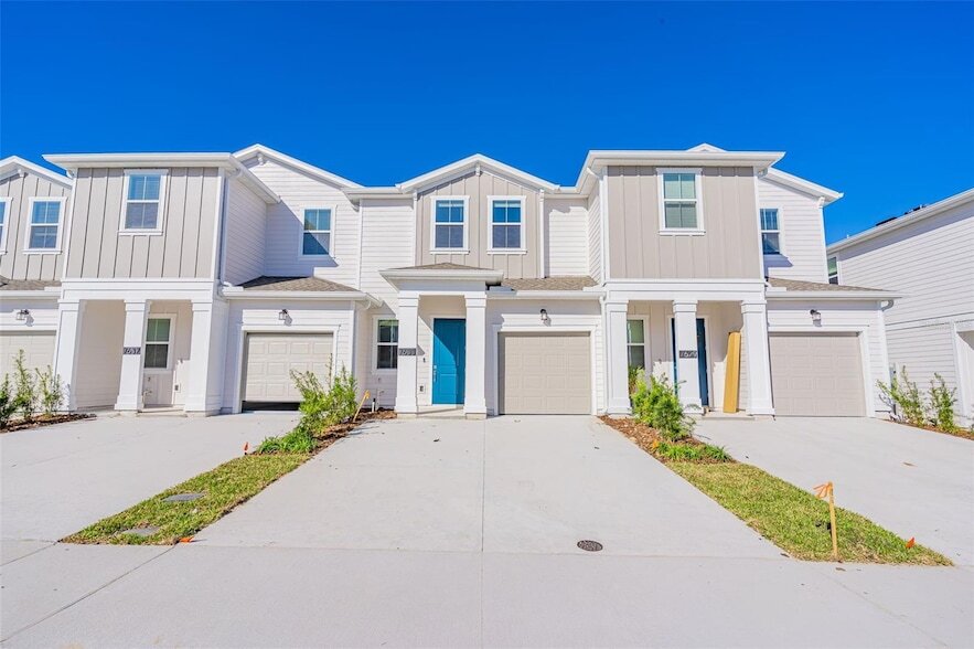 7633 Danube Rd, Unit 03-105 in Kissimmee, FL - Building Photo