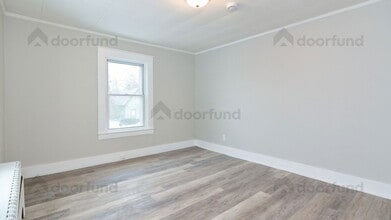 11 Pleasant St in Franklin, NH - Building Photo - Building Photo