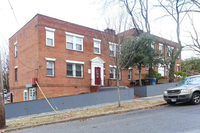 2605 29th St SE in Washington, DC - Building Photo - Building Photo