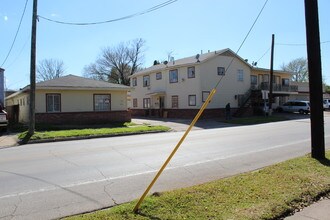 Polk Apartments in Houston, TX - Building Photo - Building Photo