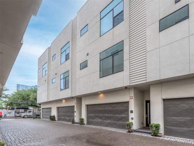 property at 1004 California St