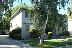 2412 Karen Dr Apartments