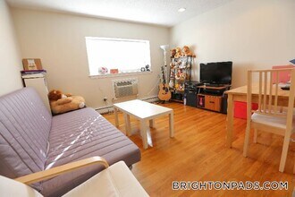 15 Euston Rd in Boston, MA - Building Photo - Building Photo