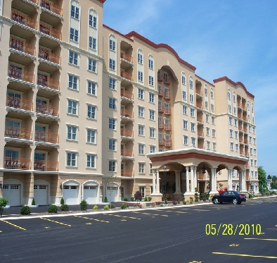 Graystone Court Villas in Johnstown, PA - Foto de edificio - Building Photo