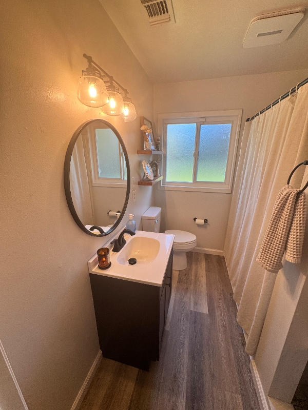 1430 W Locust St in Lodi, CA - Building Photo - Building Photo