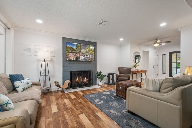 612 Montezuma Dr in Bradenton, FL - Building Photo - Building Photo