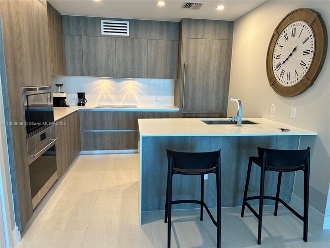 property at 17550 Collins Ave