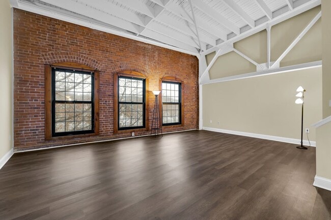 property at 1 Front St