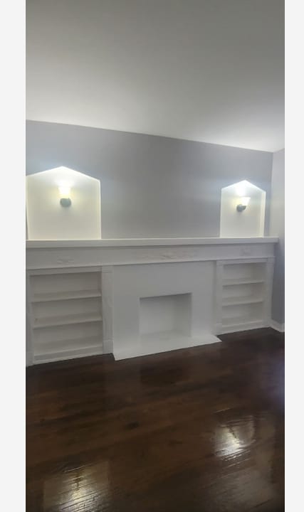 8043 S Maryland Ave in Chicago, IL - Foto de edificio