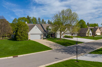 Pheasant Run in Brookfield, WI - Foto de edificio - Building Photo