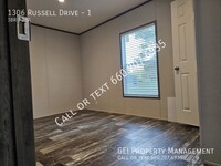 1306 Russell Dr photo'