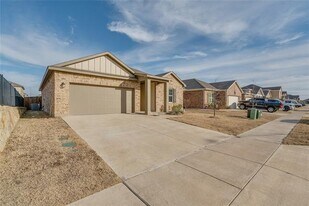 10317 Burnfoot Ln in Crowley, TX - Building Photo
