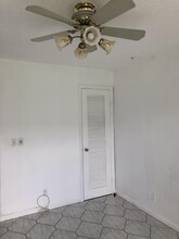 227 Norwich J in West Palm Beach, FL - Foto de edificio - Building Photo