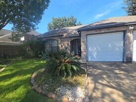 17518 Masonridge Dr in Houston, TX - Building Photo