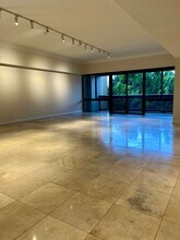 10445 Wilshire Blvd in Los Angeles, CA - Foto de edificio - Building Photo