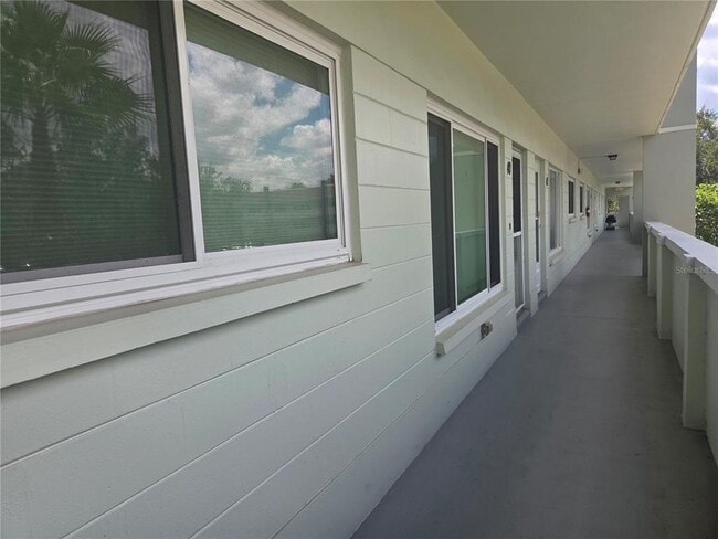 2256 Philippine Dr in Clearwater, FL - Building Photo - Building Photo