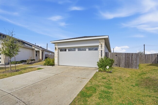 2803 Chancery Summit Ct in Houston, TX - Building Photo - Building Photo