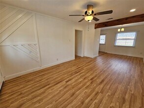 1002 Highland Dr in Grand Prairie, TX - Building Photo - Building Photo