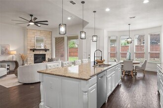 2820 Annandale Dr in Roanoke, TX - Building Photo - Building Photo