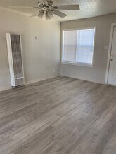 1812 W 17th Ln in Portales, NM - Building Photo - Building Photo