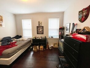 33 Rawson St, Unit 2 in Boston, MA - Building Photo - Building Photo