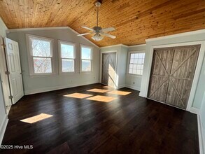 321 Riverside Dr in New Bern, NC - Building Photo - Building Photo