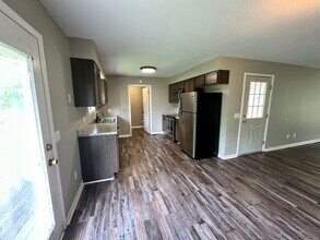 1009 Northwood Dr-Unit -A in Murray, KY - Building Photo - Building Photo