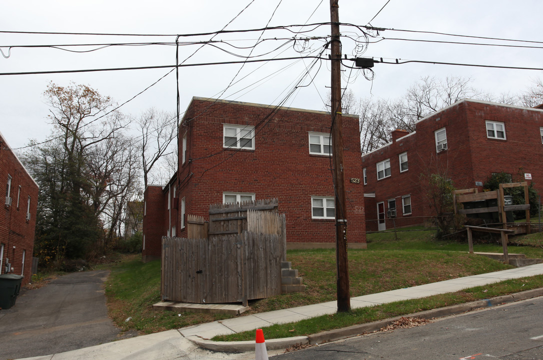 523 59th St NE in Washington, DC - Foto de edificio