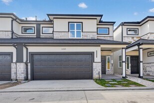 12307 New Jordan Ln in Cypress, TX - Building Photo