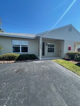 1849 Highland Rd in Osprey, FL - Foto de edificio - Building Photo