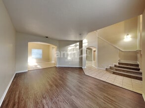 2065 Home Again Rd in Apopka, FL - Building Photo - Building Photo