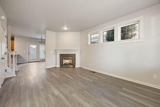 533 N Mountain Ave in Ashland, OR - Building Photo - Building Photo