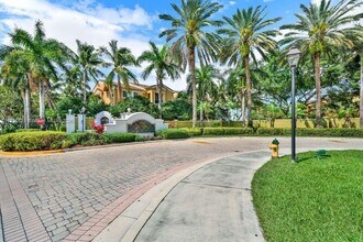 2080 W Preserve Way in Miramar, FL - Building Photo - Building Photo