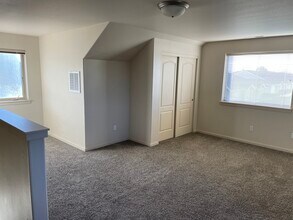 451 NW 25th St in Redmond, OR - Building Photo - Building Photo