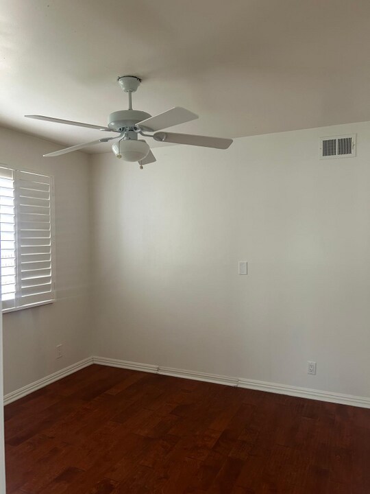 23003 Moneta Ave in Carson, CA - Foto de edificio