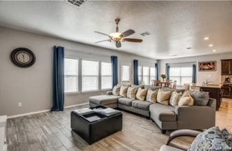 9819 Marbach Canyon in San Antonio, TX - Building Photo - Building Photo