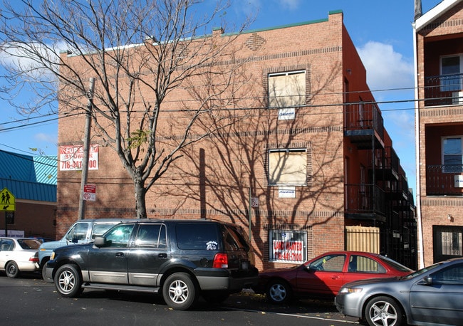 453-465 181st St in Bronx, NY - Foto de edificio - Building Photo