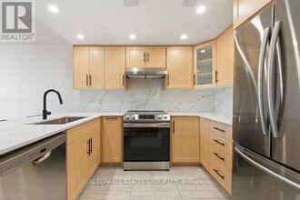 201-201 Laurier Ave E in Ottawa, ON - Building Photo - Building Photo
