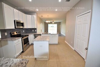 5905 Lilac Lake Dr in Riverview, FL - Building Photo - Building Photo