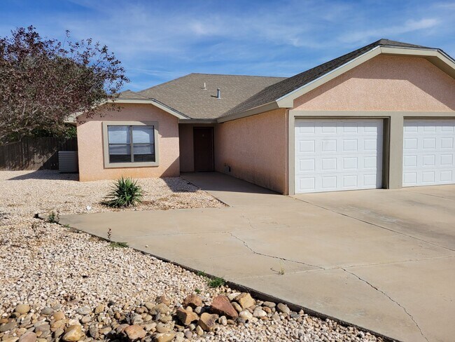 912 Stanton Pl-Unit -912-B in Clovis, NM - Building Photo - Building Photo