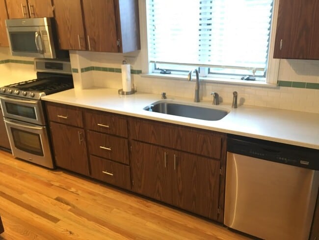 43 Glenmont Rd, Unit 2, Unit 2