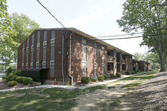 Parkview at Madison in Laurence Harbor, NJ - Foto de edificio - Building Photo