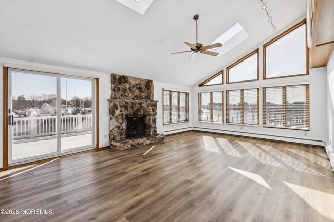 222 Marine Plaza in Forked River, NJ - Building Photo - Building Photo